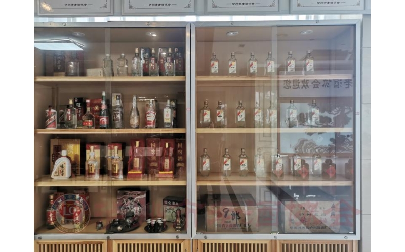 泸州市老酒协会-老酒橱窗（部份）